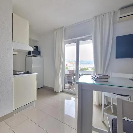 Silva With A View Of Sea Apartman *