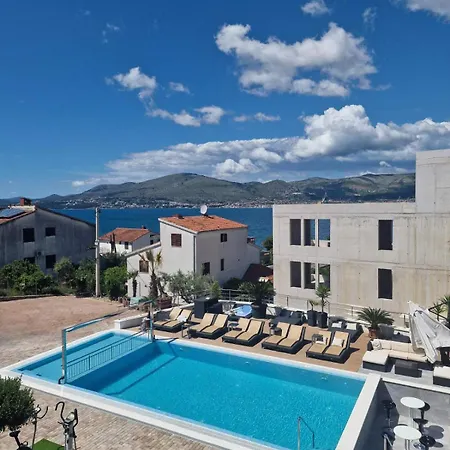 Silva With A View Of Sea Apartman *