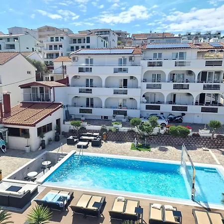 Apartman Silva With A View Of Sea